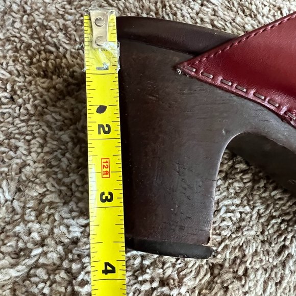 Dansko Women's Burgundy Leather Clogs. - Picture 12 of 12